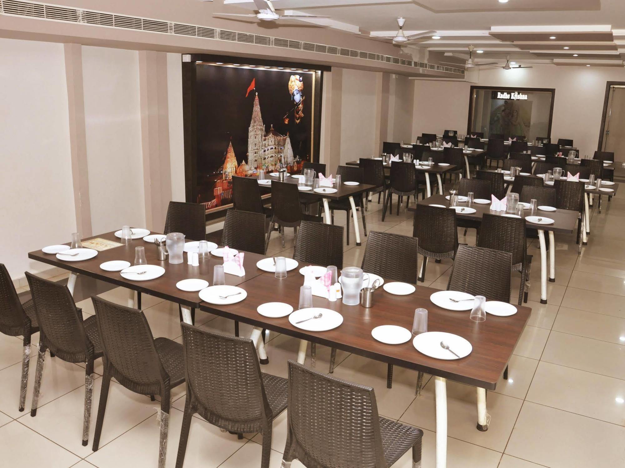 Hotel Rudra Plaza Dwārka 外观 照片